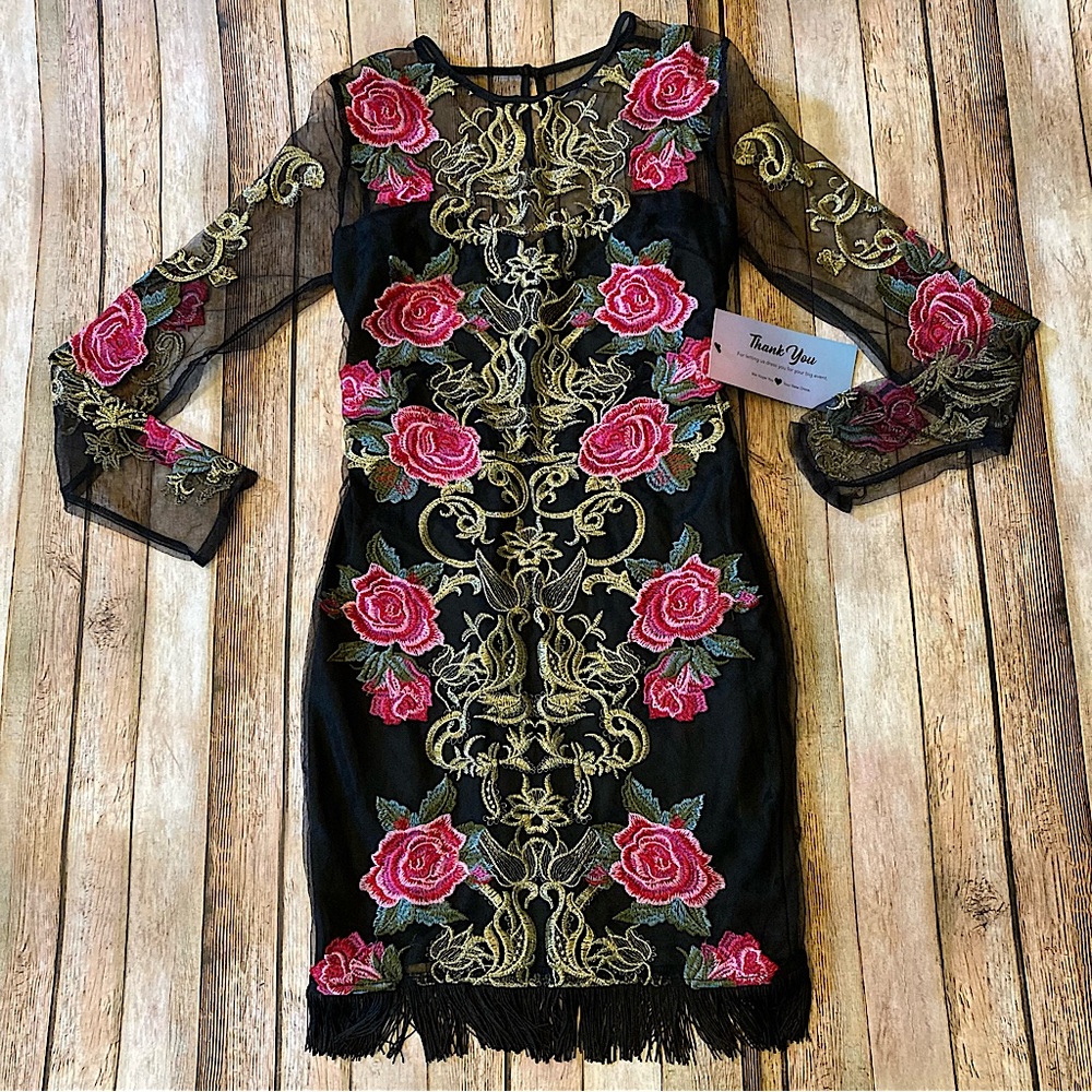 NWT L’Atiste by Amy Black Sheer Embroidered Floral Lined Pencil Dress S side zip